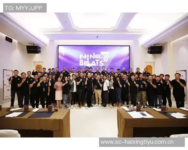 重庆篮球队与成都篮球队赛后复盘团队协作的精彩瞬间与战术分析 重庆篮球队与成都篮球队赛后复盘团队协作的精彩瞬间与战术分析
